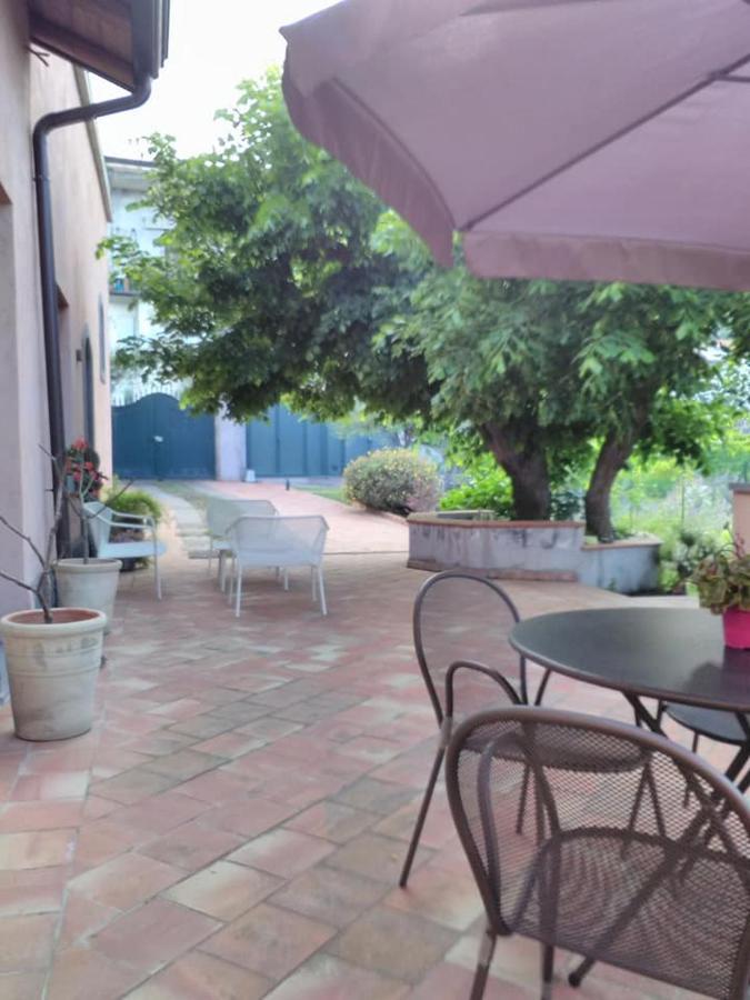 La corte di Bafè B&B Slow Life Zafferana Etnea Esterno foto