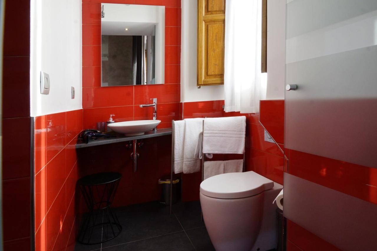 La corte di Bafè B&B Slow Life Zafferana Etnea Esterno foto