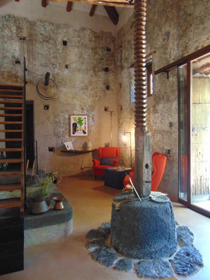 La corte di Bafè B&B Slow Life Zafferana Etnea Esterno foto